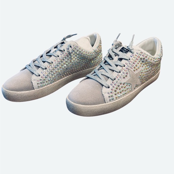 MiiM Rhinestone Sneakers Size 8.5 Gray White Lace Up Low Top Sparkle NEW - Picture 3 of 13